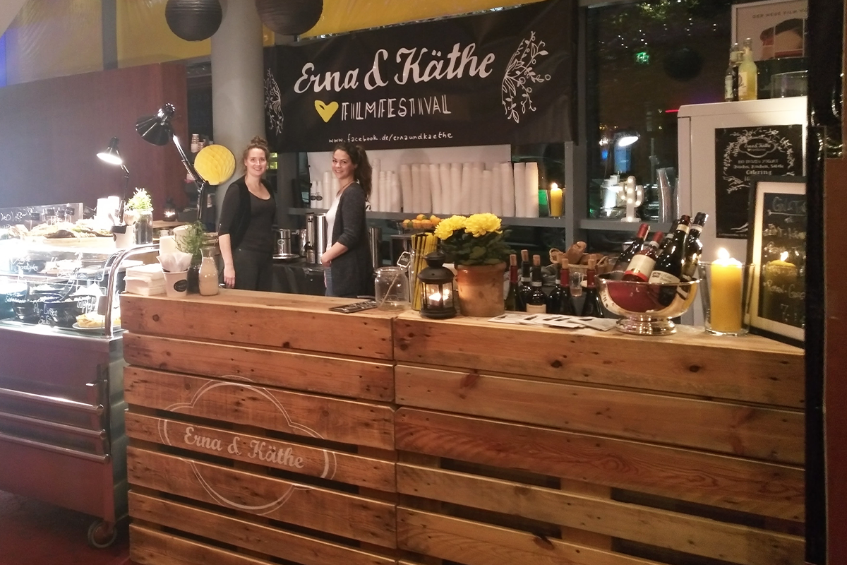 Signage Beschilderung Standgestaltung International Filmfestival Braunschweig Catering Logogestaltung Bannergestaltung